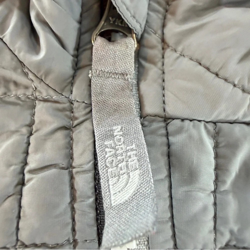 The North Face Kids Gray Hooded Puffer Jacket